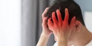 Son yıllarda kalp ve damar kaynaklı rahatsızlıklar adeta tırmanışa geçti. Beklenmedik anlarda ortaya çıkan felç vakaları, toplum sağlığını tehdit eden bir numaralı unsur haline geldi.