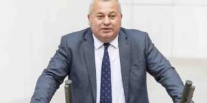 Enginyurt’tan ‘Vakit Daralıyor’ Mesajı! CHP saflarından yükselen bu sert çağrı, siyaset kulislerinde deprem etkisi yarattı.