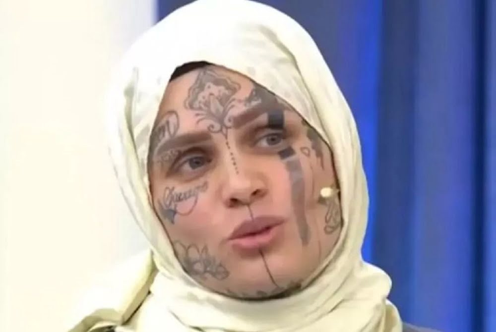 Teninde hikâyeler taşıyan kadın