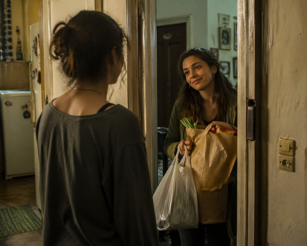 Zengin Büyükbaba, Evlilik ve Gizli Gerçekler